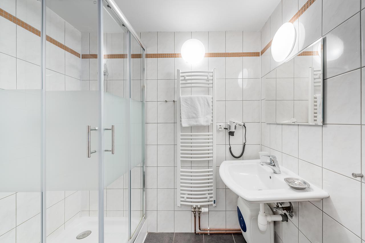 Pivovar Hubertus Kácov Esterno foto